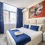 Miku Apartment-modernly Designed Downtown アパート ティラナ