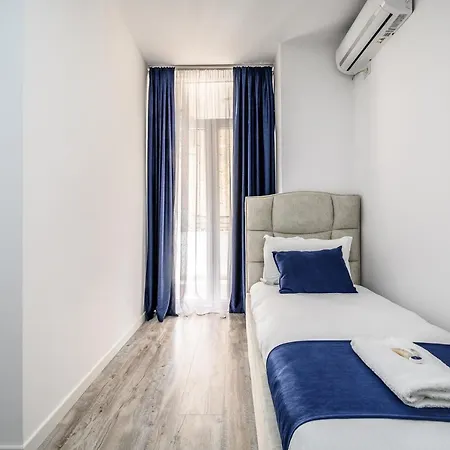 Apartament Miku Apartment-modernly Designed Downtown Tirana