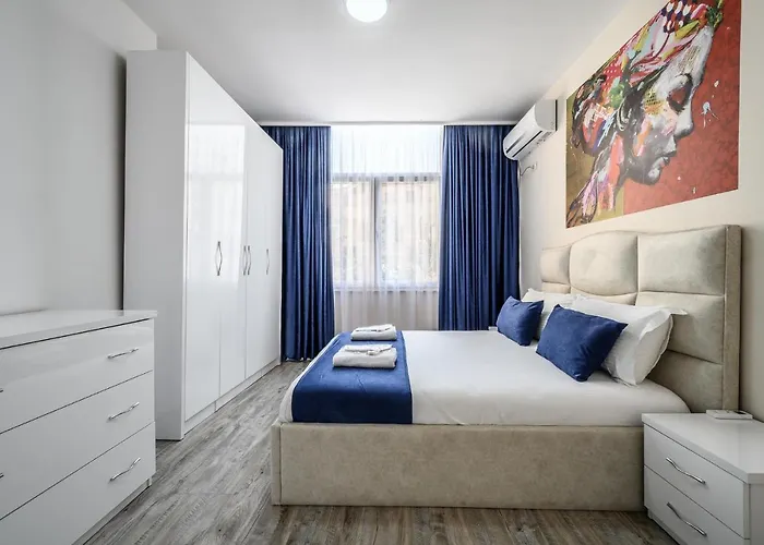 Miku Apartment-modernly Designed Downtown