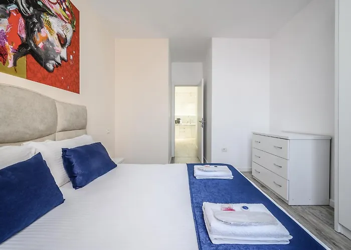 Miku Apartment-modernly Designed Downtown 아파트